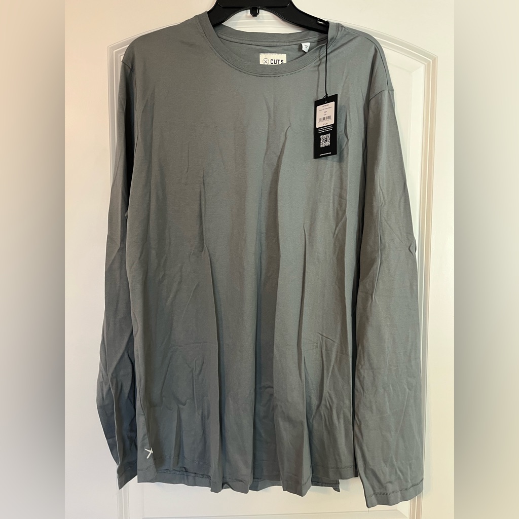 Nwt Men's Cuts Gray Long Sleeve Shirt